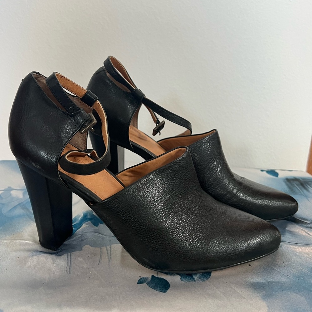 Corso Como Black Leather Heels